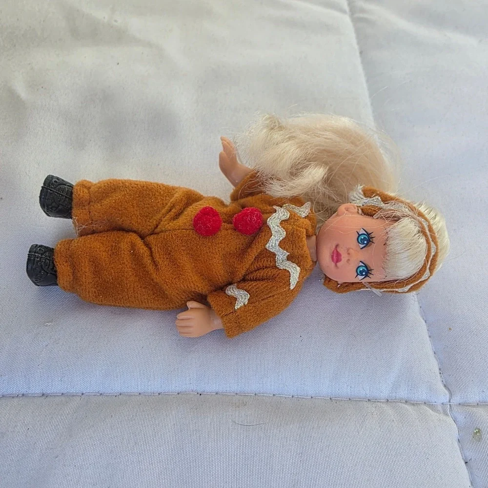 Vintage Doll Gingerbread Outfit Playskool‎ Kid Kore Korea Blond Hair Blue Eyes